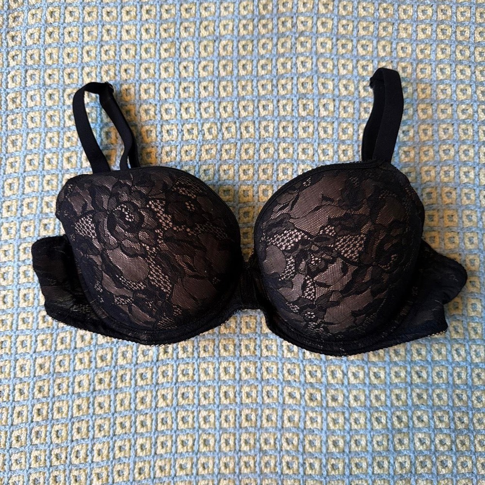 Wacoal Black Lace Retro Pinup Bra 38C Whimigoth 853201